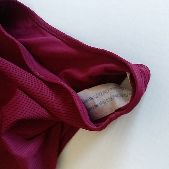 Xhilaration Scoop Back One Piece Swimsuit Burgundy Sz M Junior - Picture 8 of 11